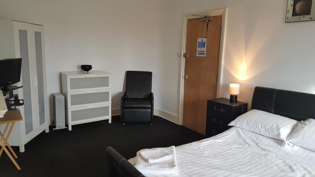 Hucknall Station Hotel מראה חיצוני תמונה